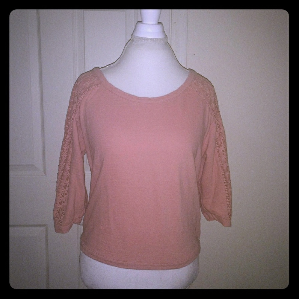 Pink American Eagle top with Lace Sleeves